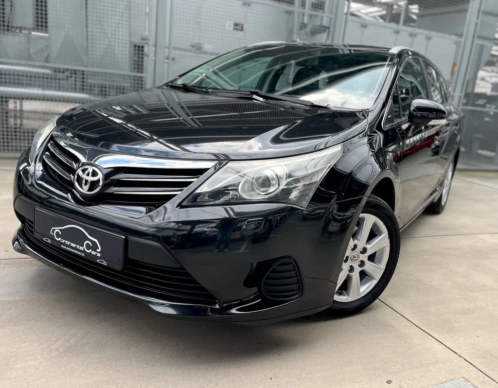 Zdjęcie: 2015 Toyota Avensis