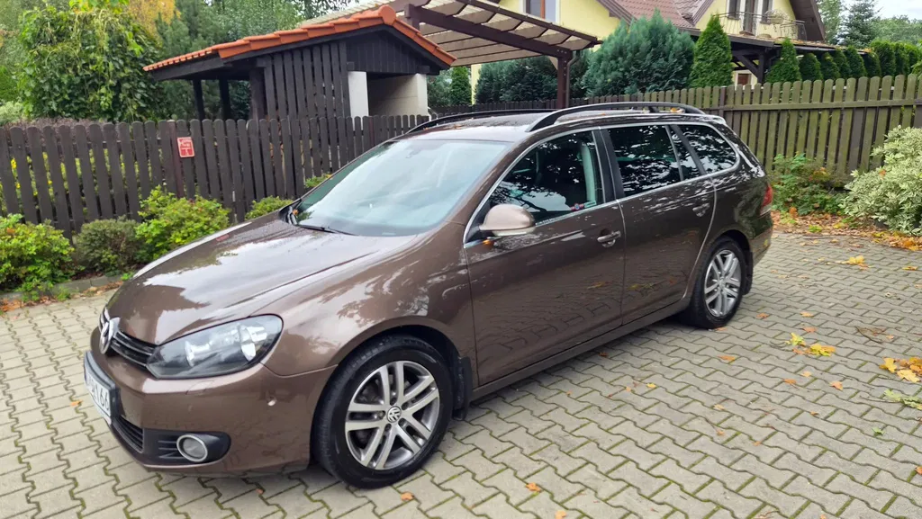 Zdjęcie: 2010 Volkswagen Golf Variant