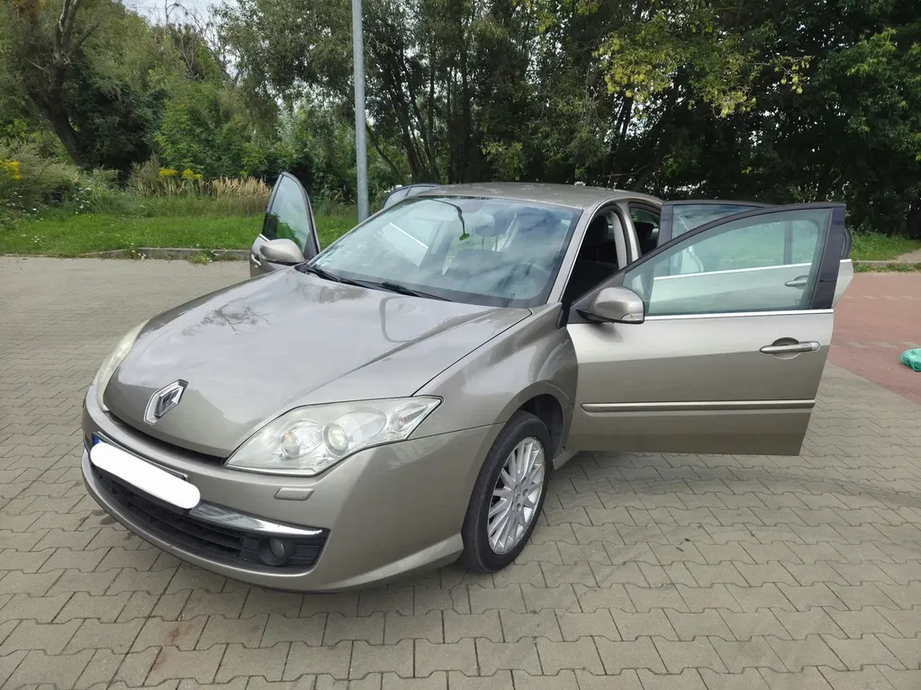 Zdjęcie: 2008 Renault Laguna