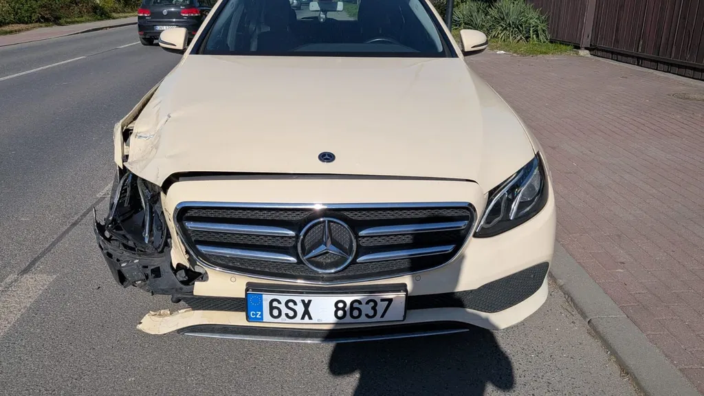 Zdjęcie: 2019 Mercedes-Benz E Klasa