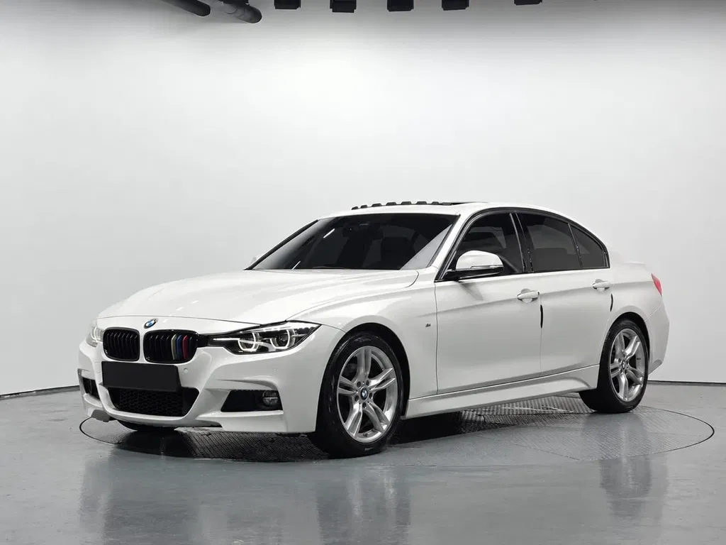 Zdjęcie: 2018 BMW Seria 3