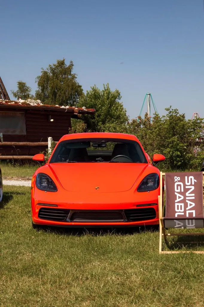 Zdjęcie: 2021 Porsche 718 Cayman