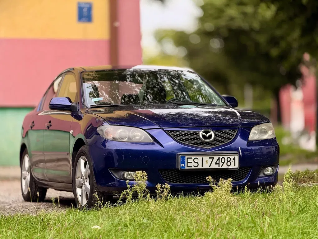 Zdjęcie: 2005 Mazda 3