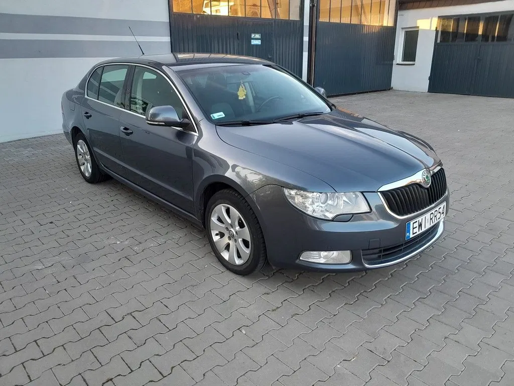 Zdjęcie: 2009 Skoda Superb