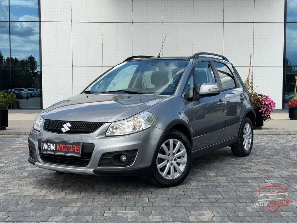 Zdjęcie: 2012 Suzuki SX4