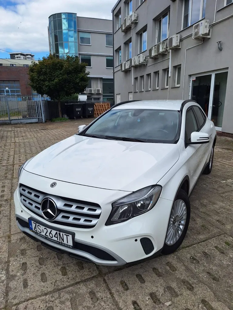 Zdjęcie: 2018 Mercedes-Benz GLA