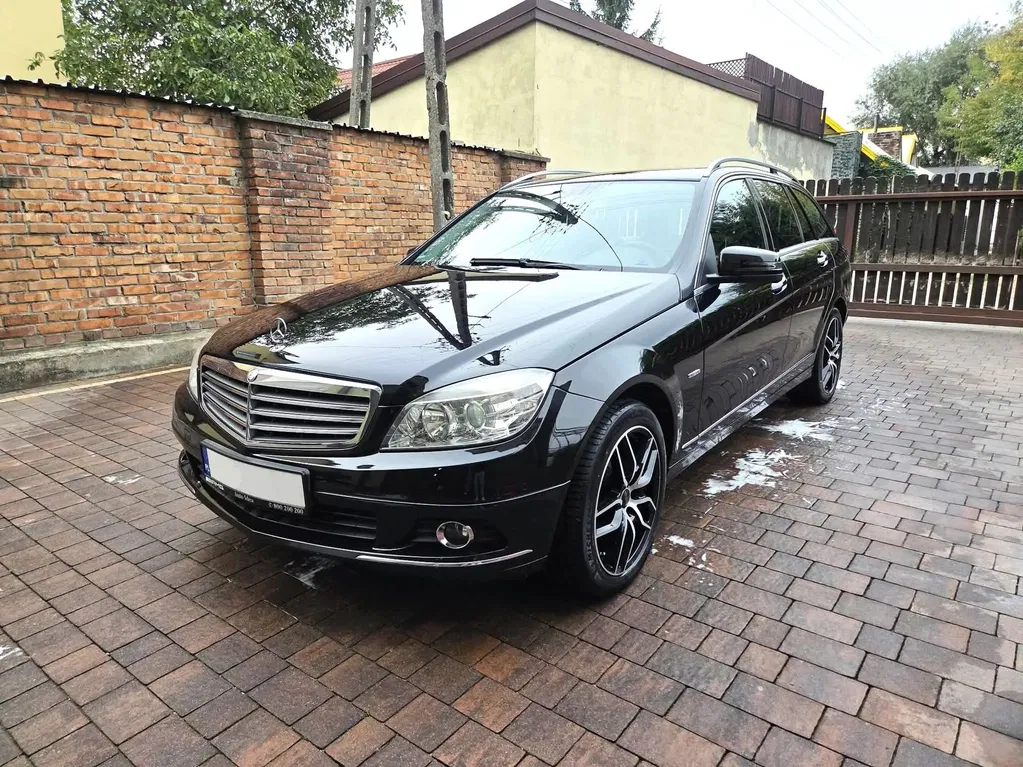 Zdjęcie: 2009 Mercedes-Benz C Klasa
