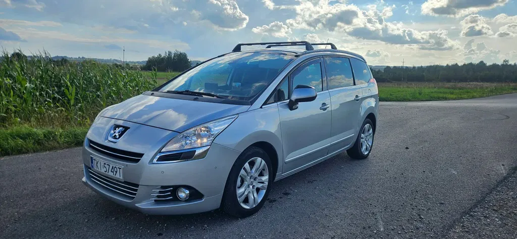 Zdjęcie: 2013 Peugeot 5008