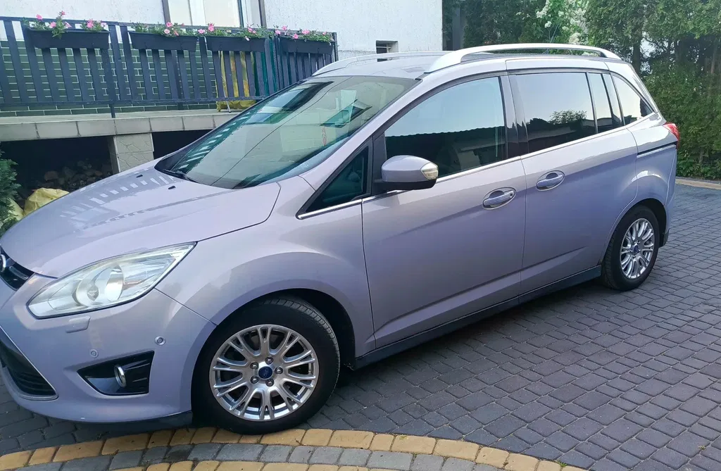 Zdjęcie: 2010 Ford Grand C-MAX