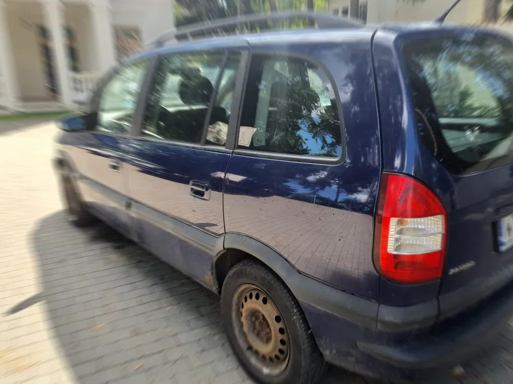 Zdjęcie: 2005 Opel Zafira