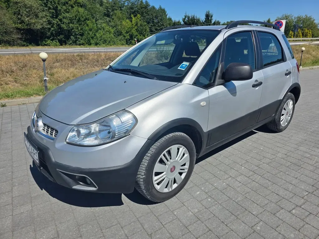 Zdjęcie: 2011 Fiat Sedici