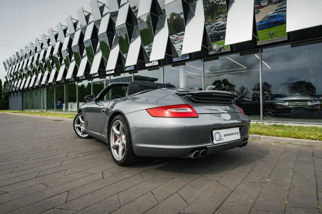 Zdjęcie: 2005 Porsche 911