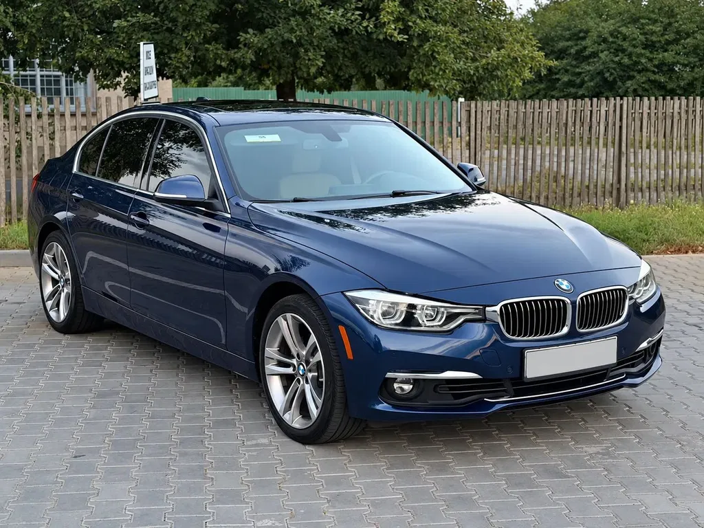 Zdjęcie: 2017 BMW Seria 3