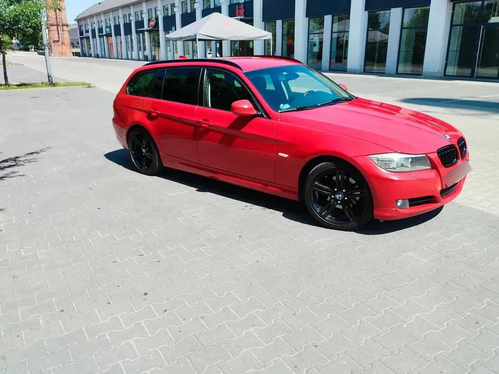 Zdjęcie: 2011 BMW Seria 3