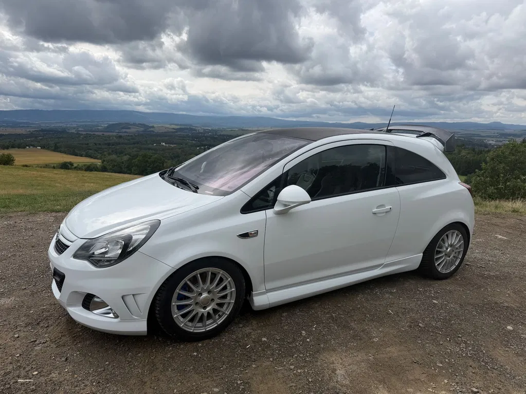Zdjęcie: 2012 Opel Corsa