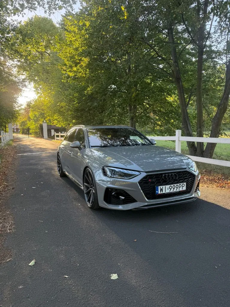 Zdjęcie: 2023 Audi RS4 Avant