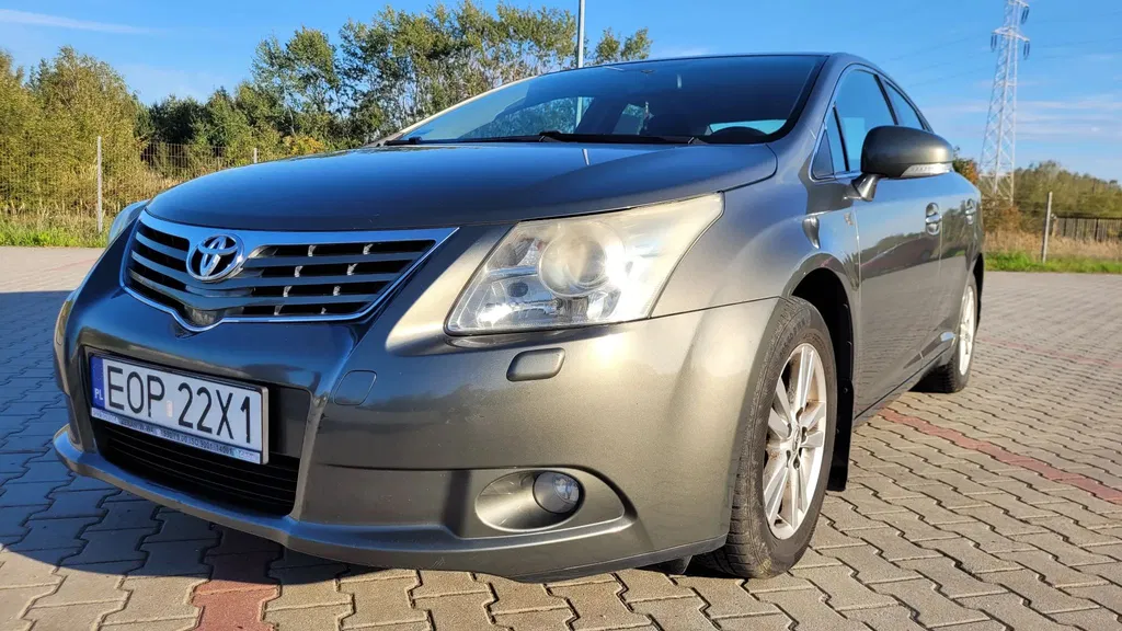 Zdjęcie: 2009 Toyota Avensis