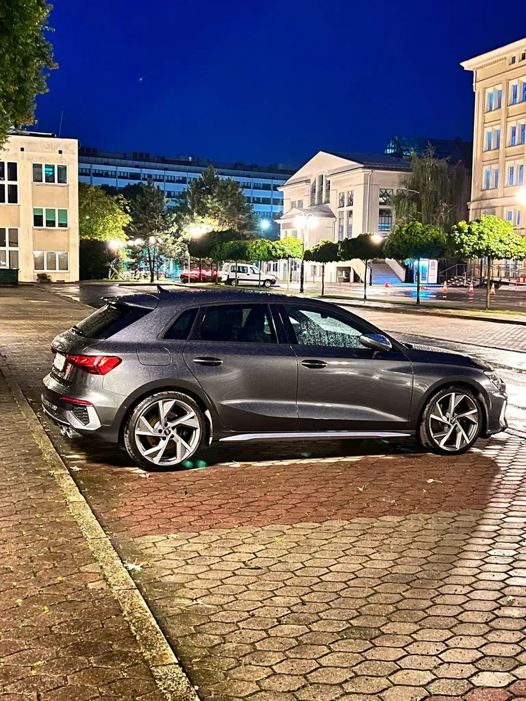 Zdjęcie: 2023 Audi S3