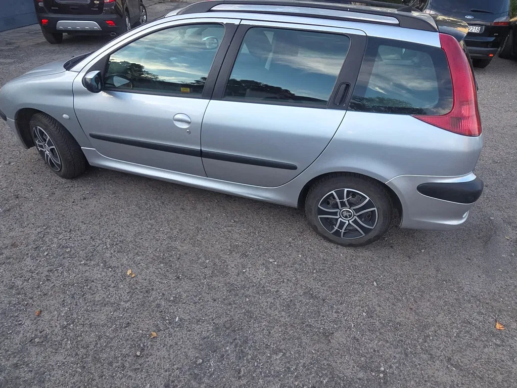 Zdjęcie: 2003 Peugeot 206