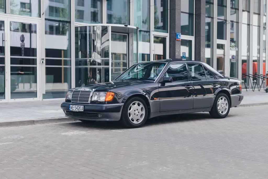 Zdjęcie: 1992 Mercedes-Benz W124