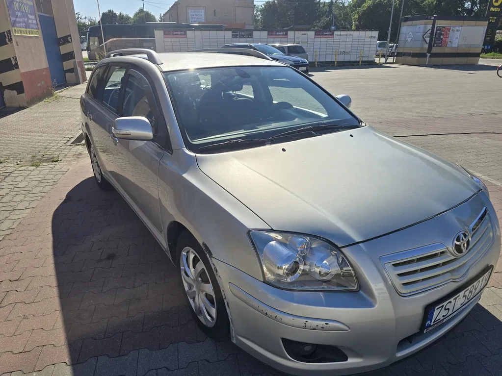 Zdjęcie: 2007 Toyota Avensis
