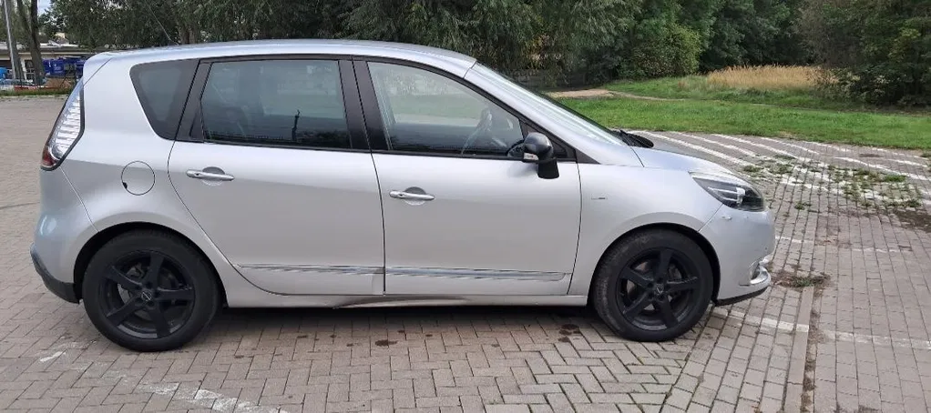 Zdjęcie: 2015 Renault Scenic