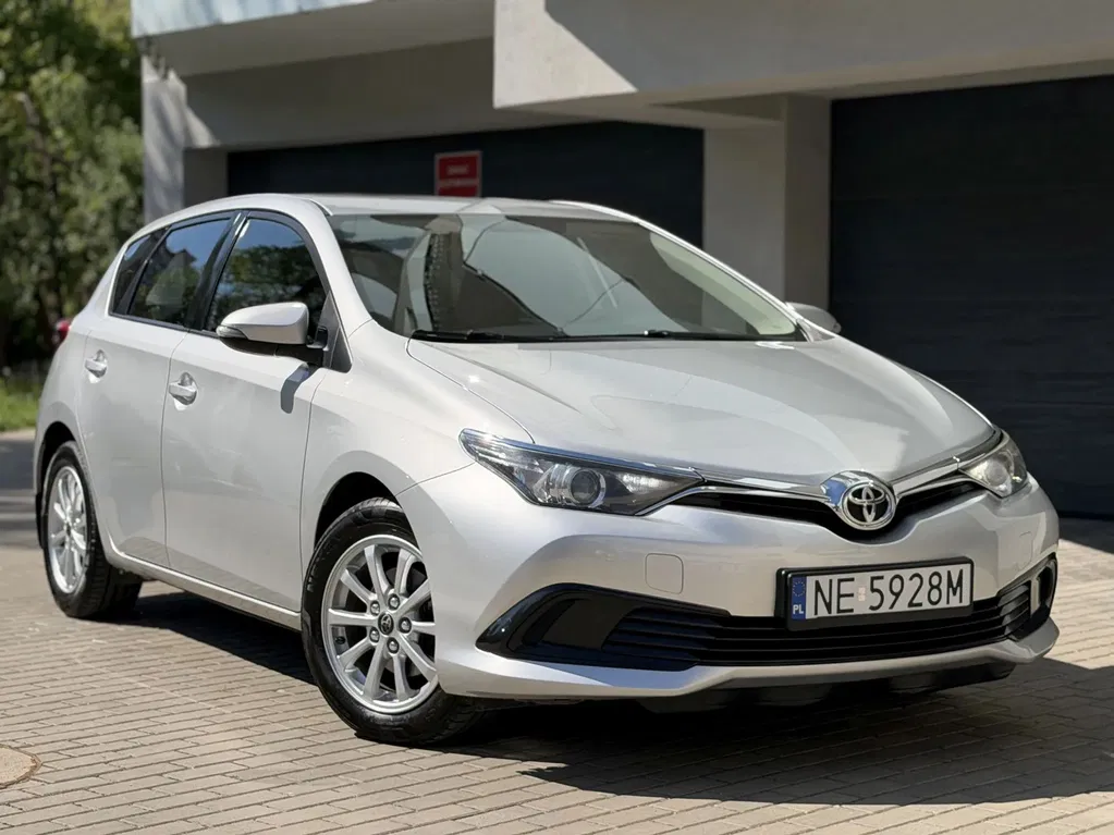 Zdjęcie: 2017 Toyota Auris