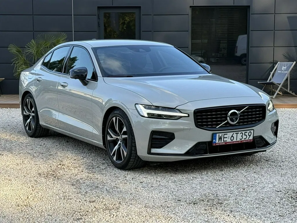 Zdjęcie: 2022 Volvo S60