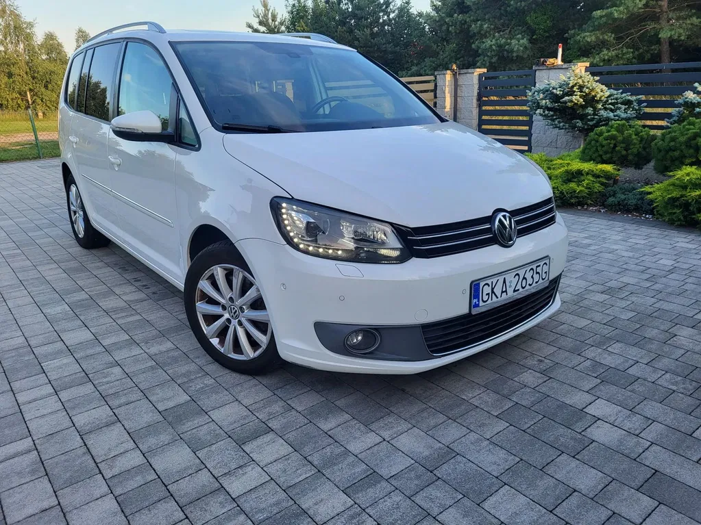Zdjęcie: 2011 Volkswagen Touran