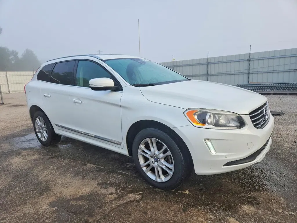 Zdjęcie: 2016 Volvo XC 60