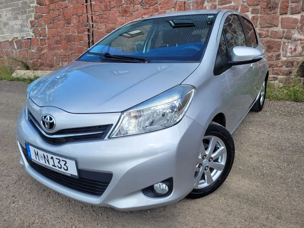 Zdjęcie: 2012 Toyota Yaris