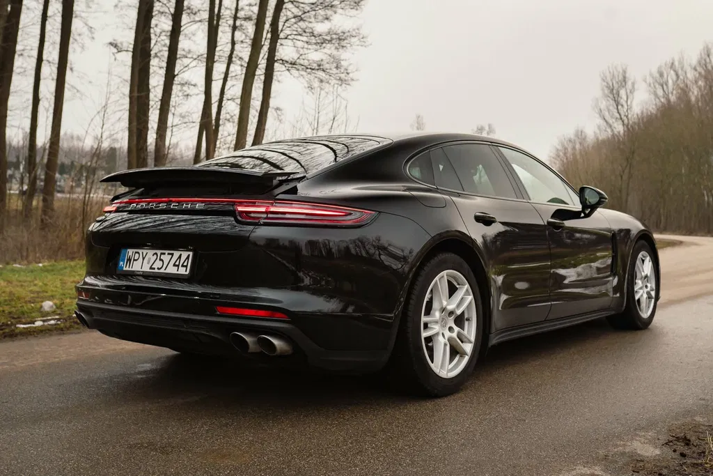 Zdjęcie: 2017 Porsche Panamera