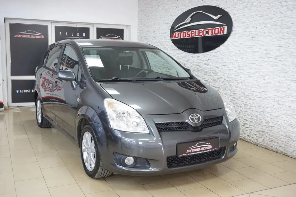 Zdjęcie: 2009 Toyota Corolla Verso