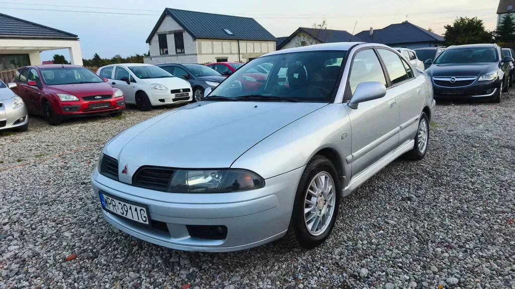 Zdjęcie: 2004 Mitsubishi Carisma