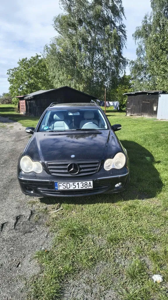 Zdjęcie: 2007 Mercedes-Benz C Klasa