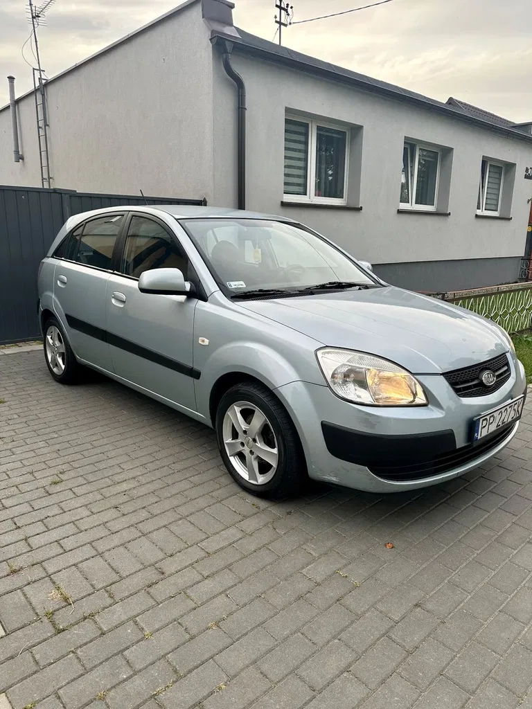 Zdjęcie: 2005 Kia Rio