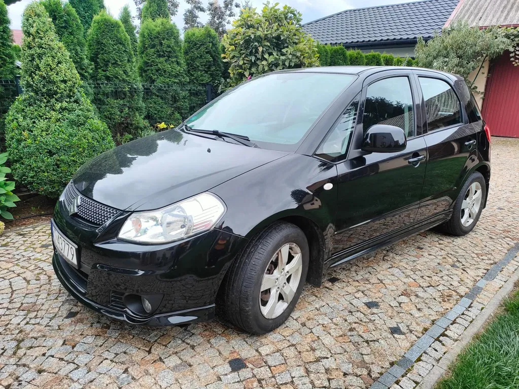 Zdjęcie: 2010 Suzuki SX4