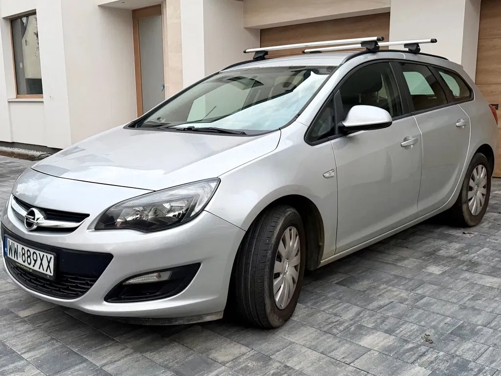 Zdjęcie: 2014 Opel Astra