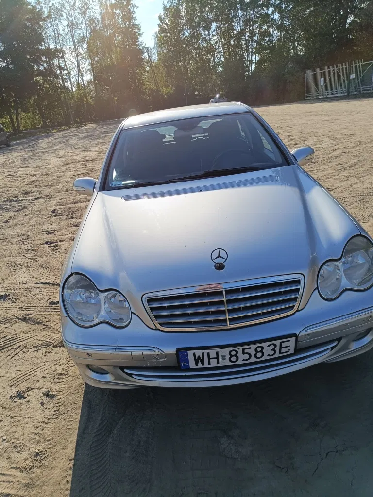 Zdjęcie: 2006 Mercedes-Benz C Klasa