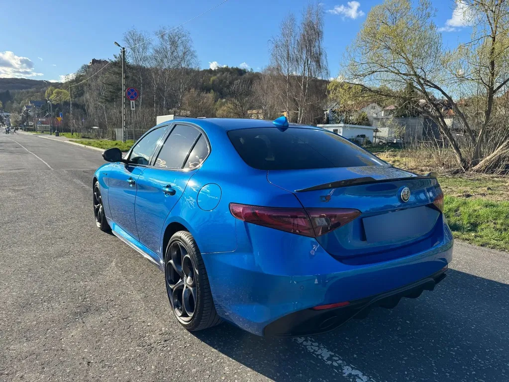 Zdjęcie: 2021 Alfa Romeo Giulia