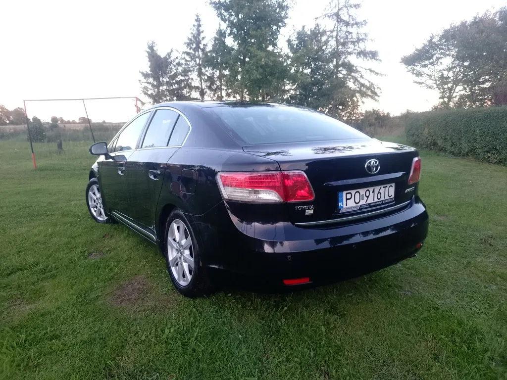 Zdjęcie: 2011 Toyota Avensis