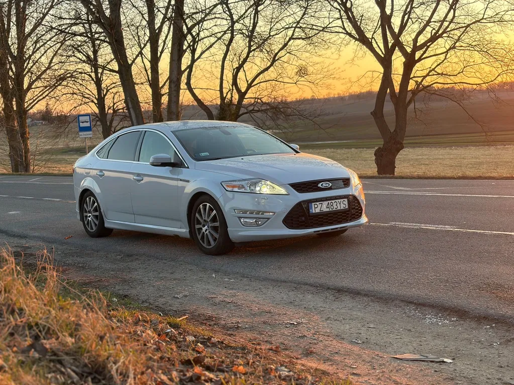 Zdjęcie: 2011 Ford Mondeo