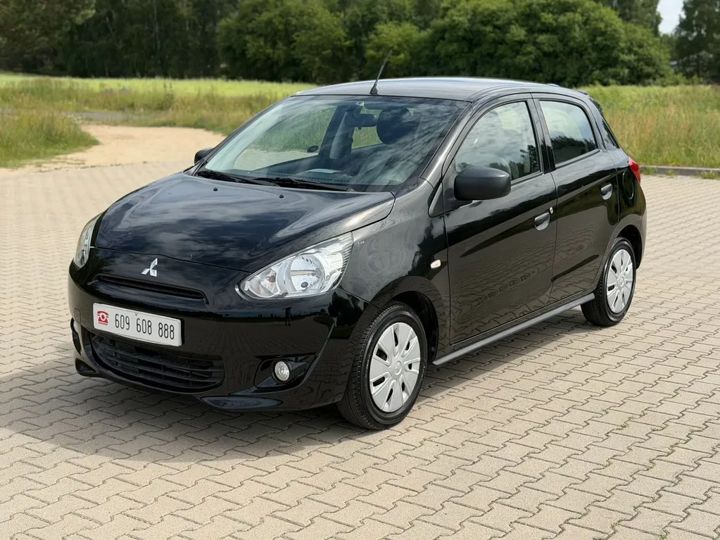 Zdjęcie: 2013 Mitsubishi Space Star