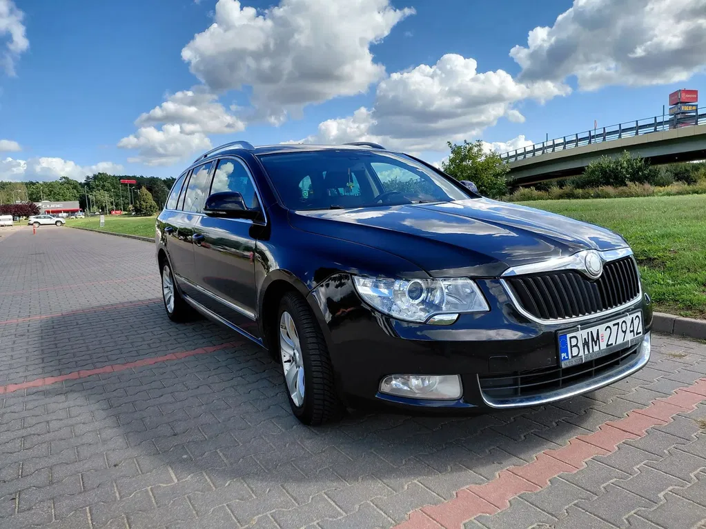 Zdjęcie: 2010 Skoda Superb