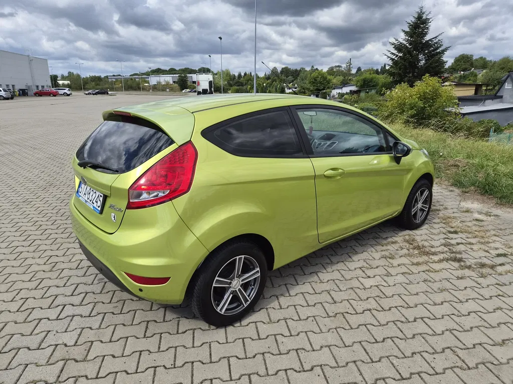 Zdjęcie: 2010 Ford Fiesta