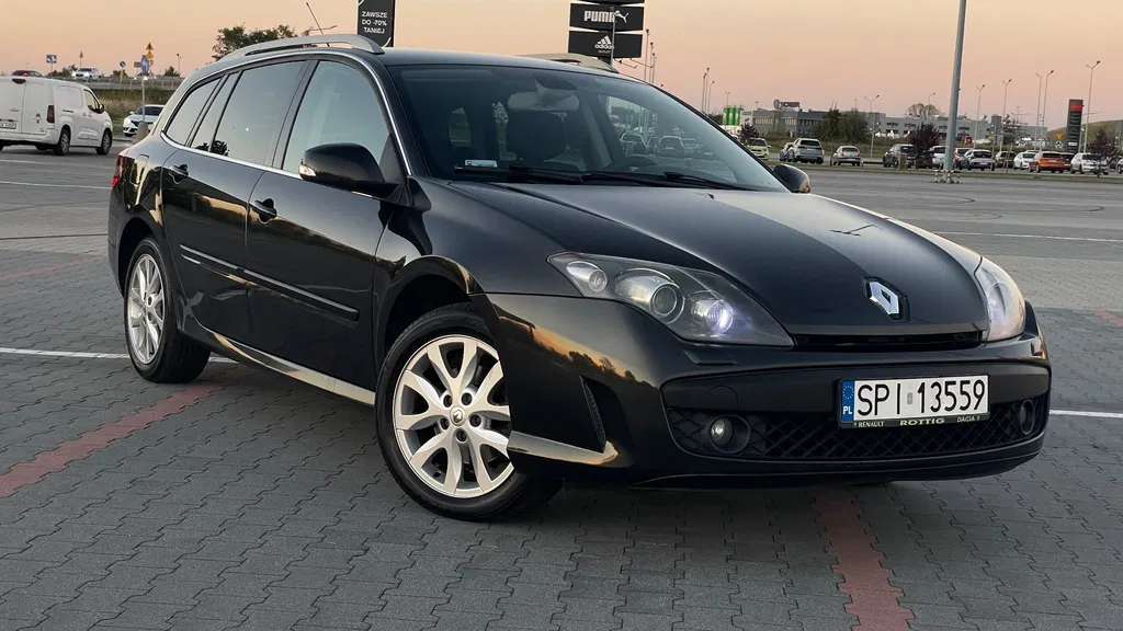 Zdjęcie: 2010 Renault Laguna