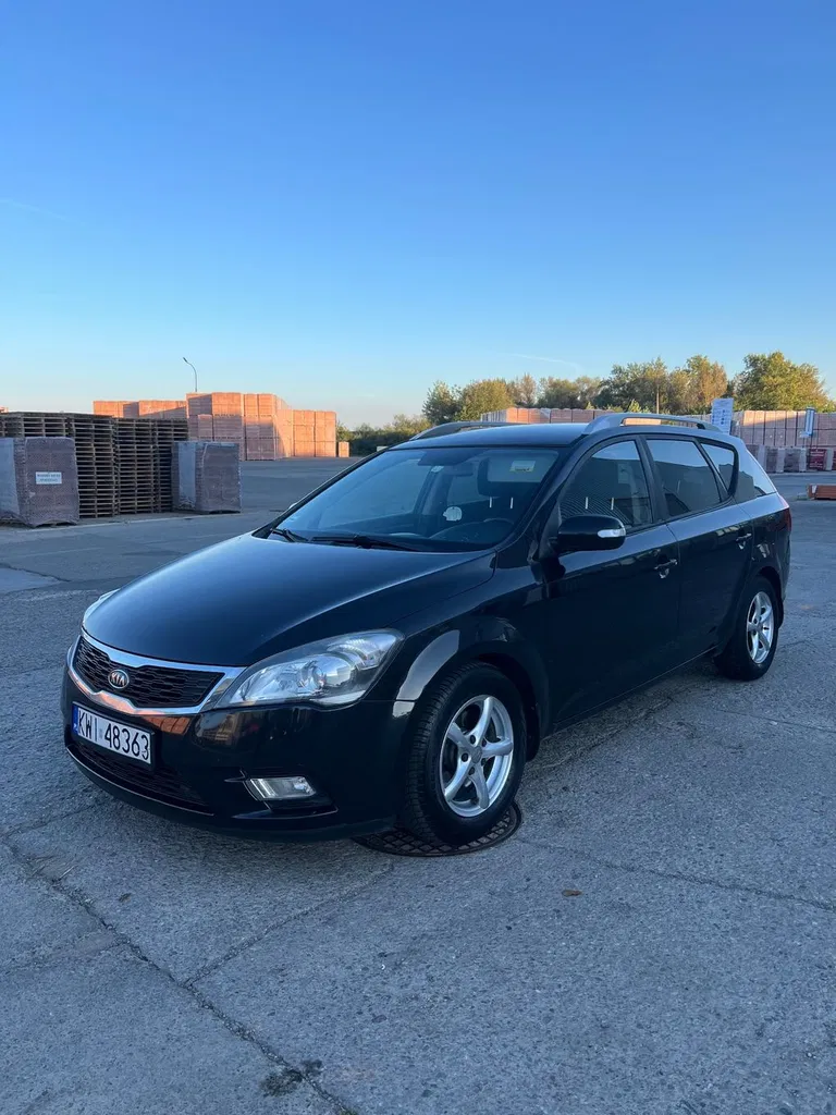 Zdjęcie: 2010 Kia Cee'd