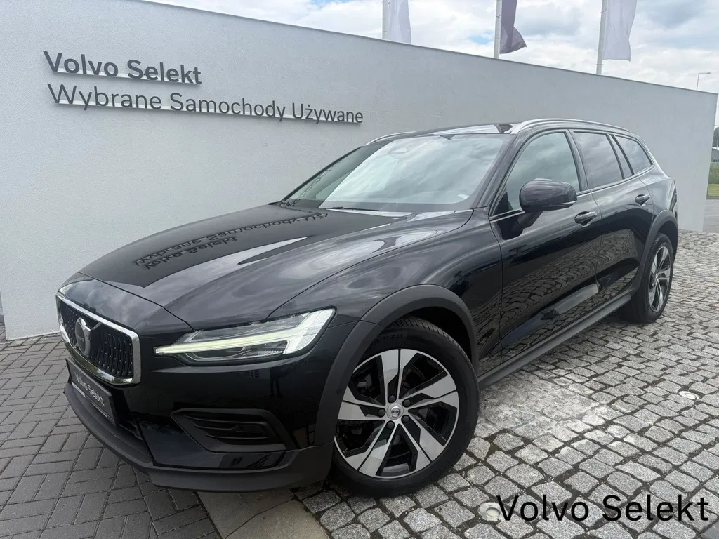 Zdjęcie: 2023 Volvo V60 Cross Country