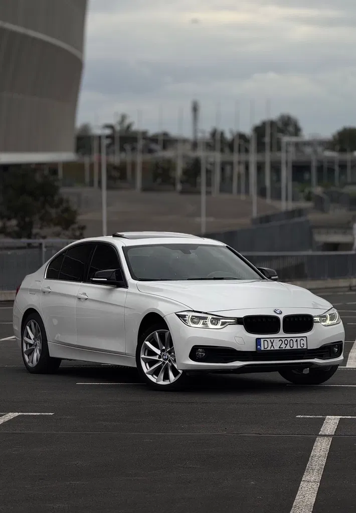 Zdjęcie: 2017 BMW Seria 3