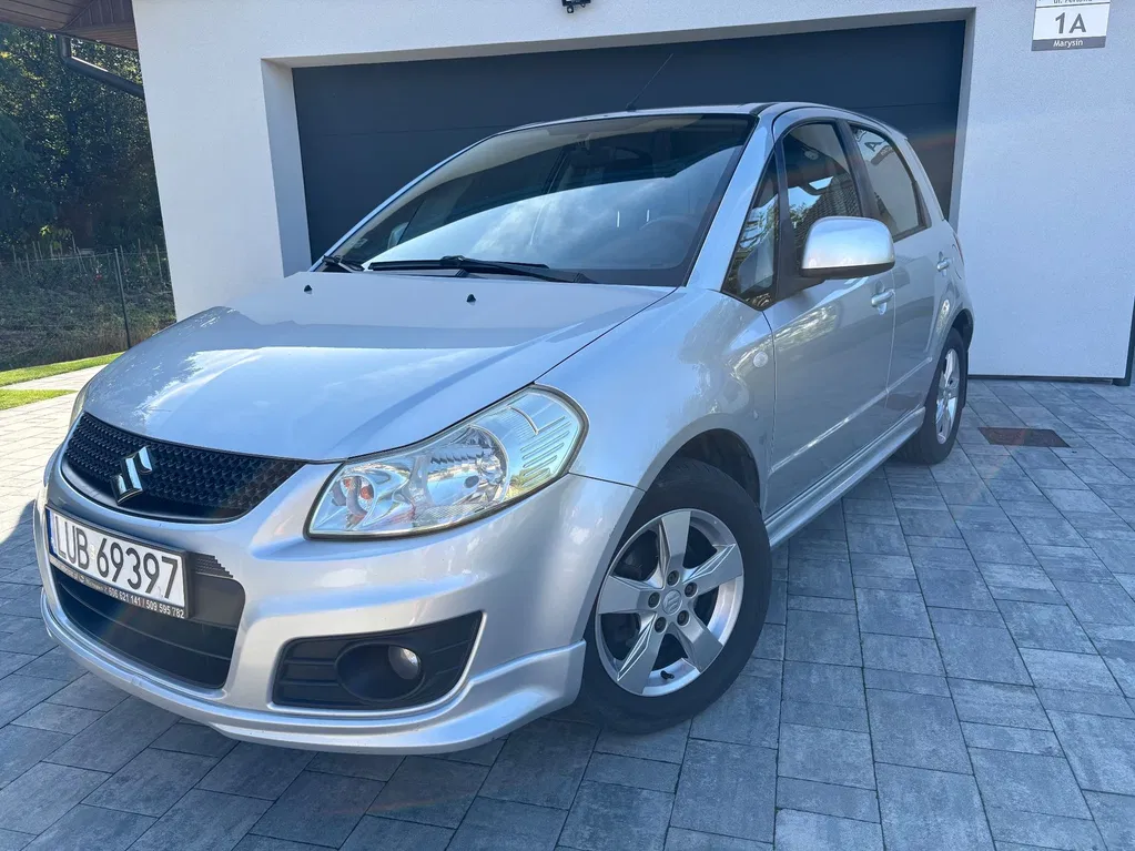 Zdjęcie: 2011 Suzuki SX4